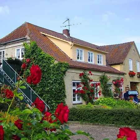 Ferienbauernhof Liesenberg Bauernhauswohnung Landerlebnis Femern